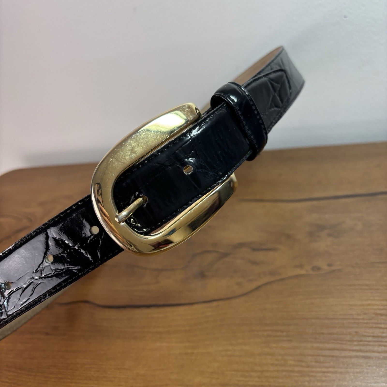 Vintage Liz Claiborne Black Textured Patent Leather Size Medium Belt Read